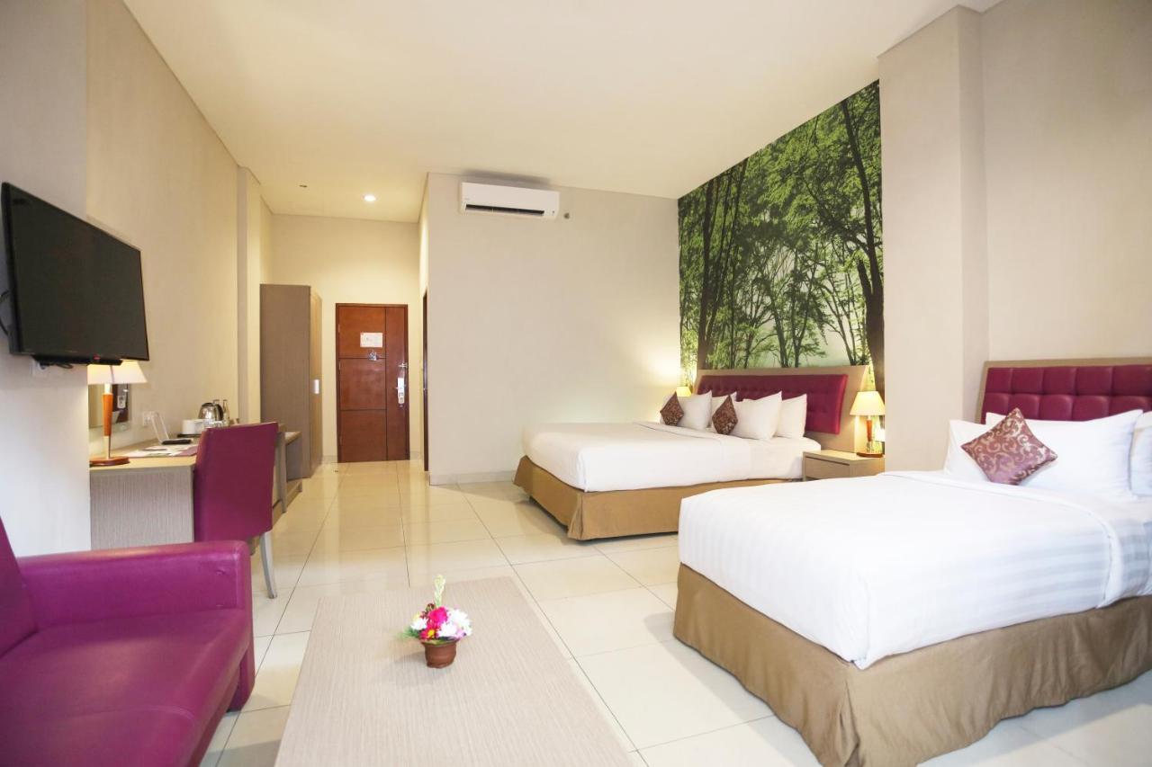 Kuta Central Park Hotel Екстериор снимка