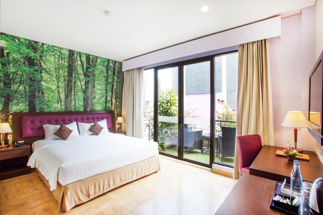 Kuta Central Park Hotel Екстериор снимка