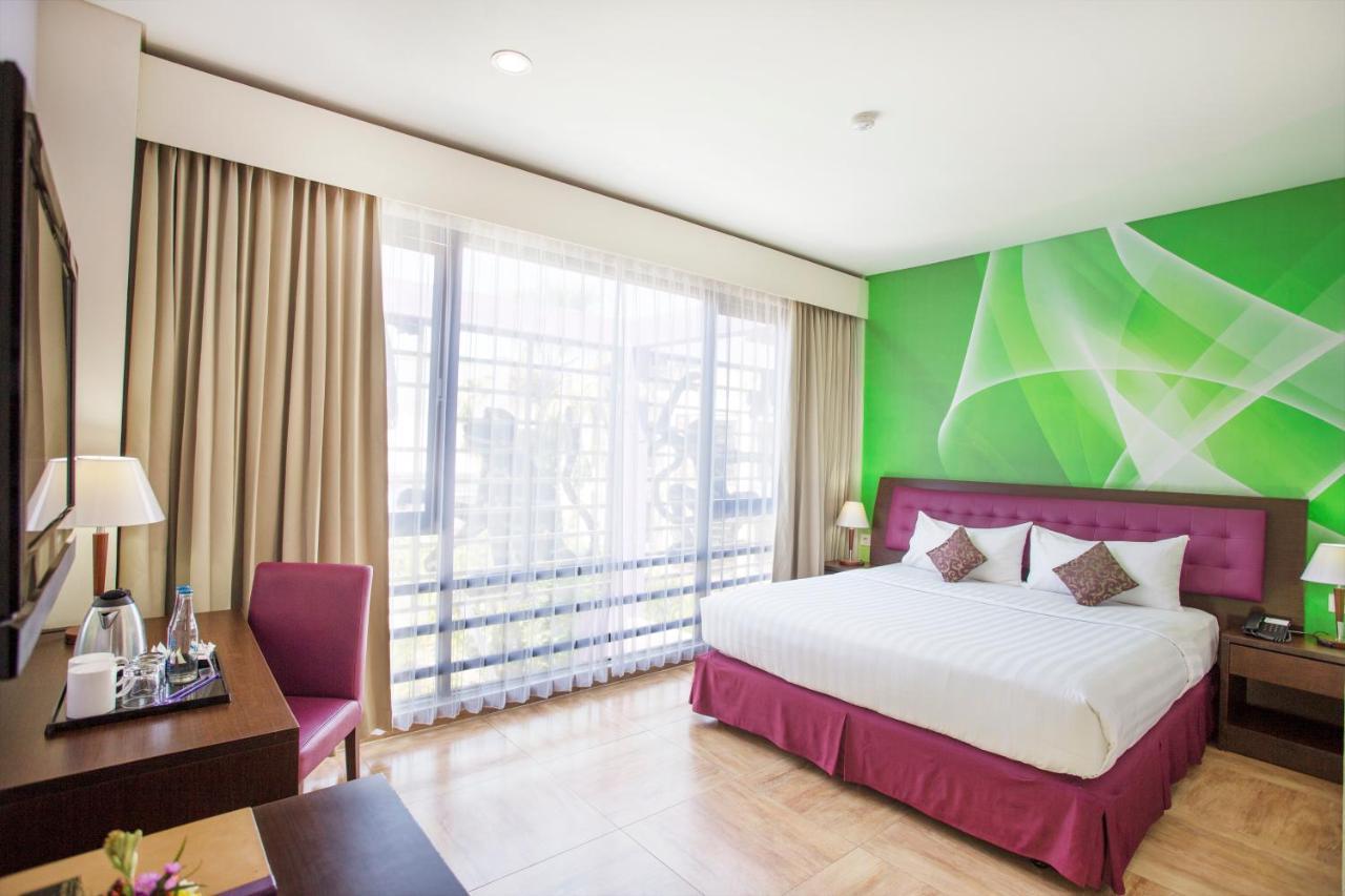 Kuta Central Park Hotel Екстериор снимка