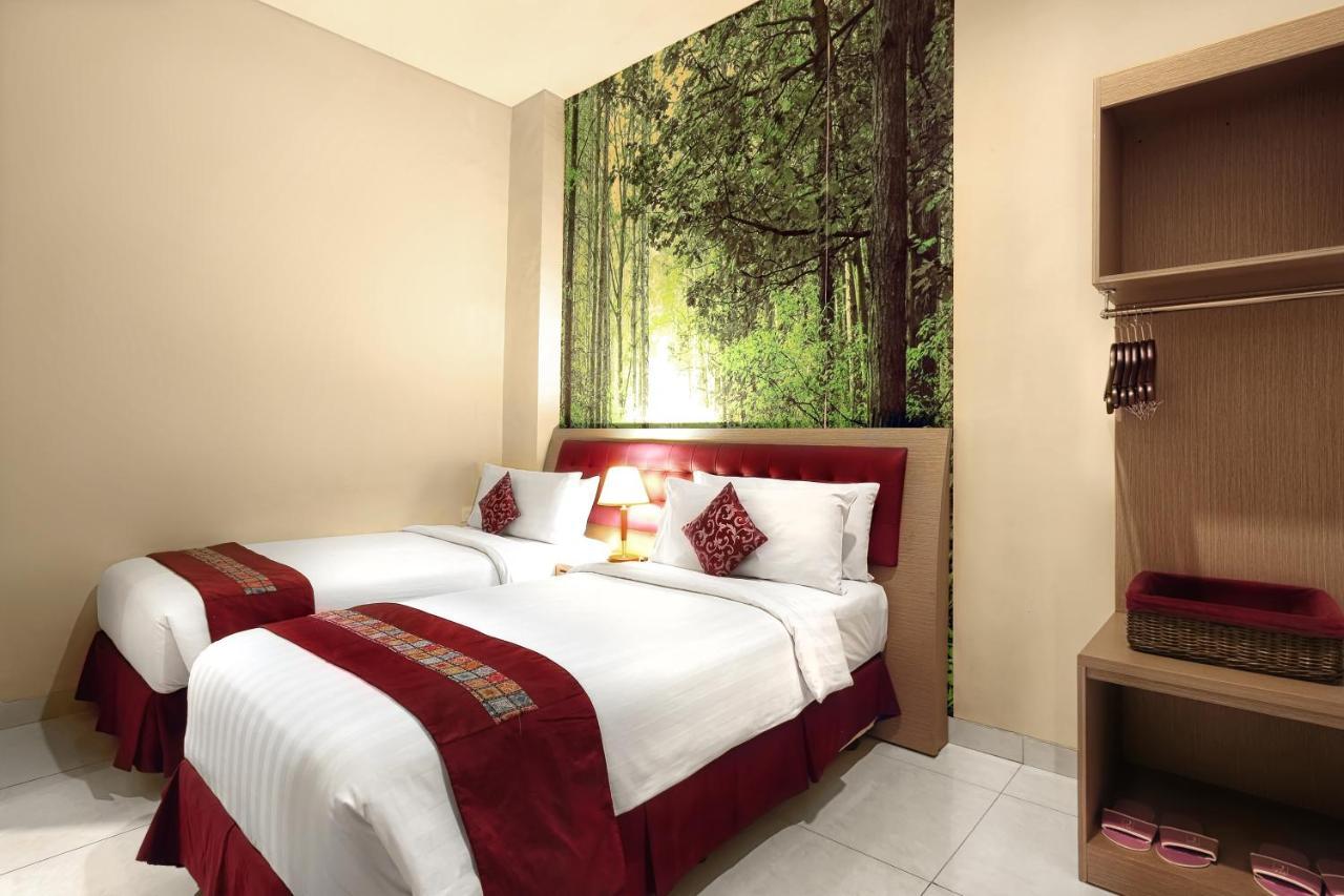 Kuta Central Park Hotel Екстериор снимка