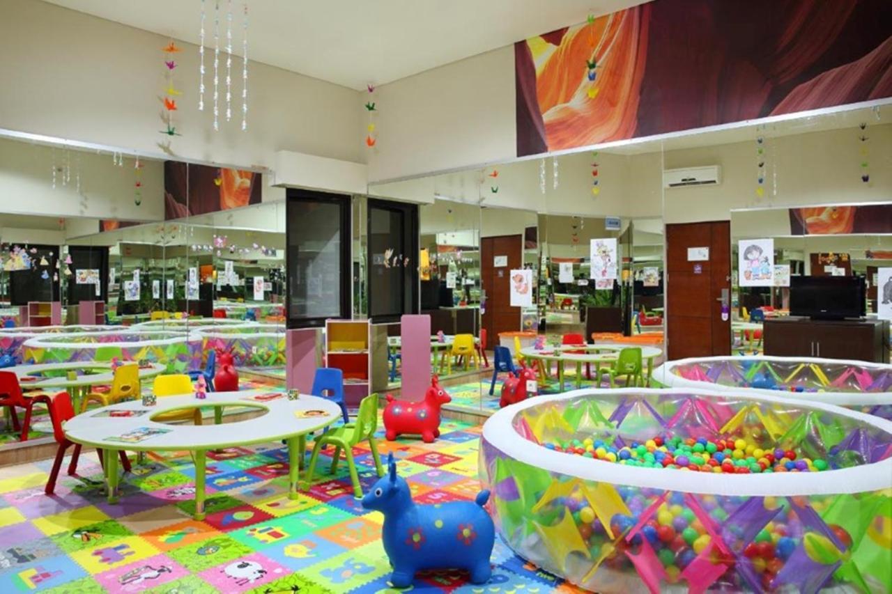 Kuta Central Park Hotel Екстериор снимка
