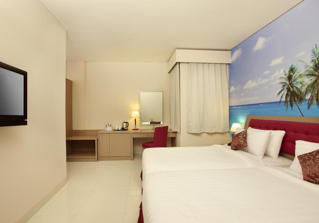 Kuta Central Park Hotel Стая снимка