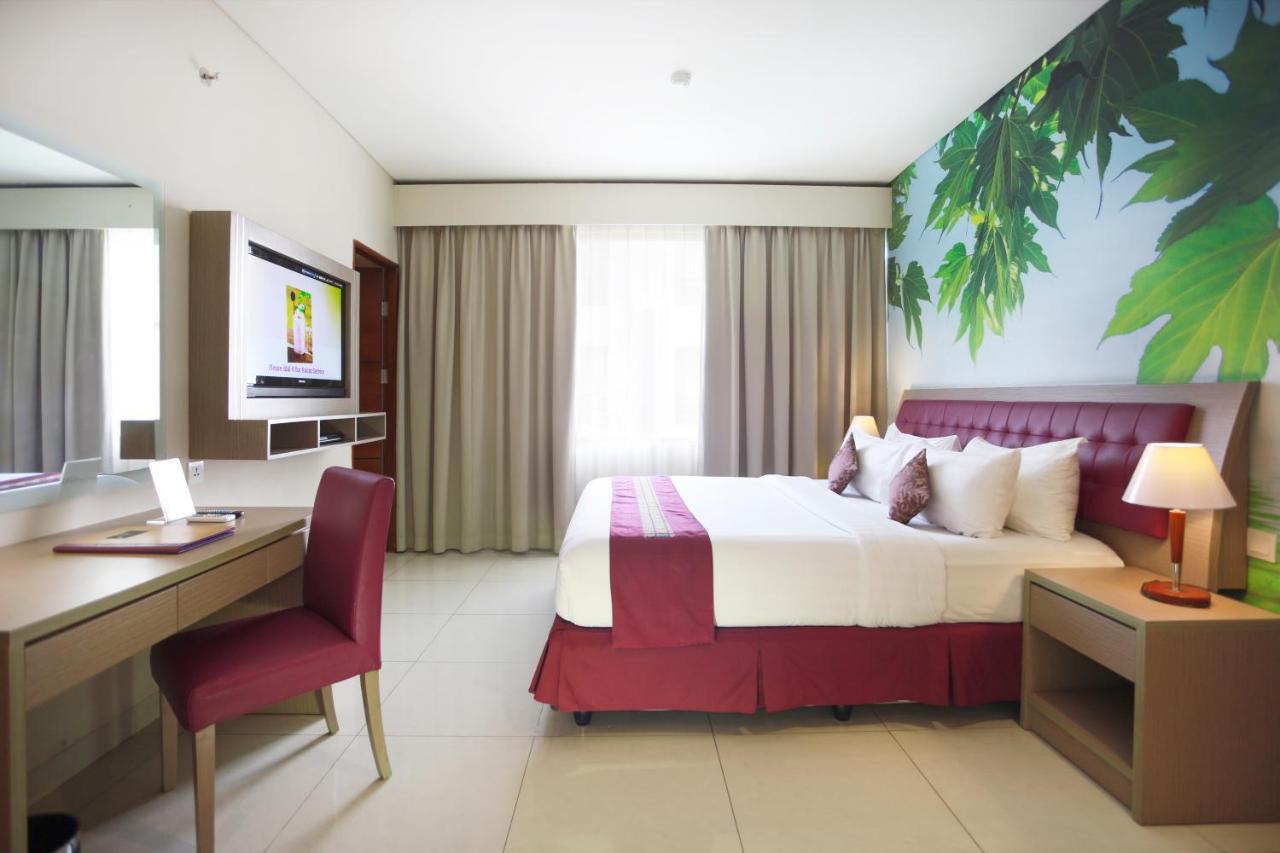 Kuta Central Park Hotel Екстериор снимка
