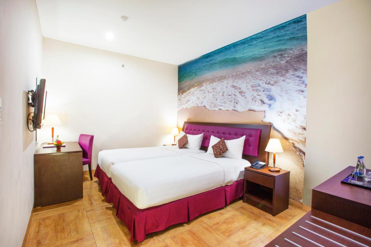 Kuta Central Park Hotel Екстериор снимка